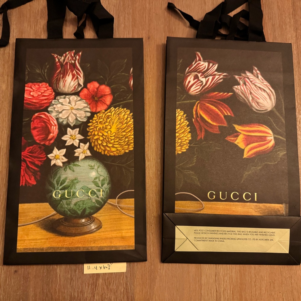 Gucci shopping bags 11.4”x6.7”